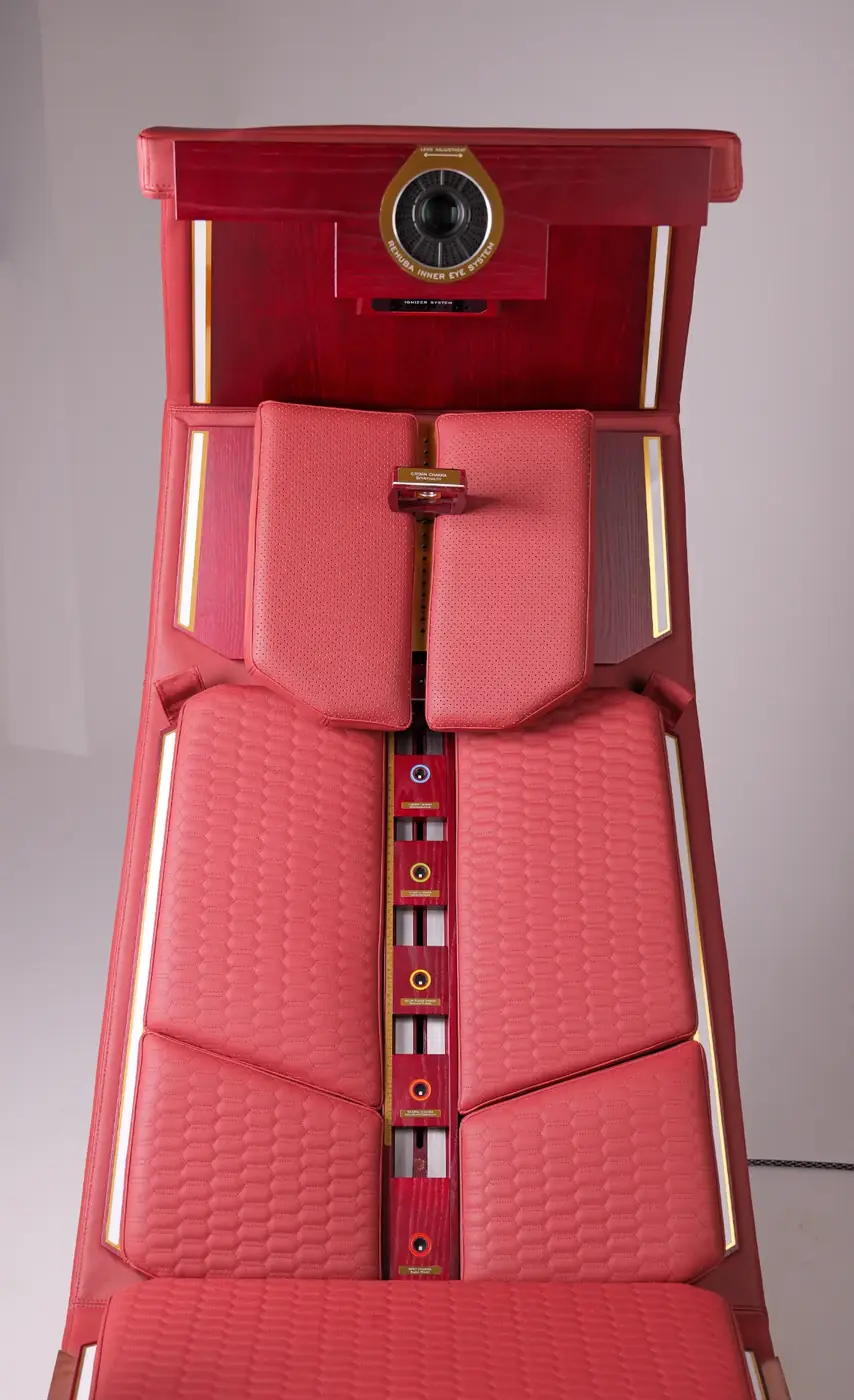 Rehuba lounger seen from above
